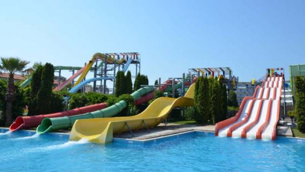 action_aquapark_sunny_beach_bulgaria-600x338